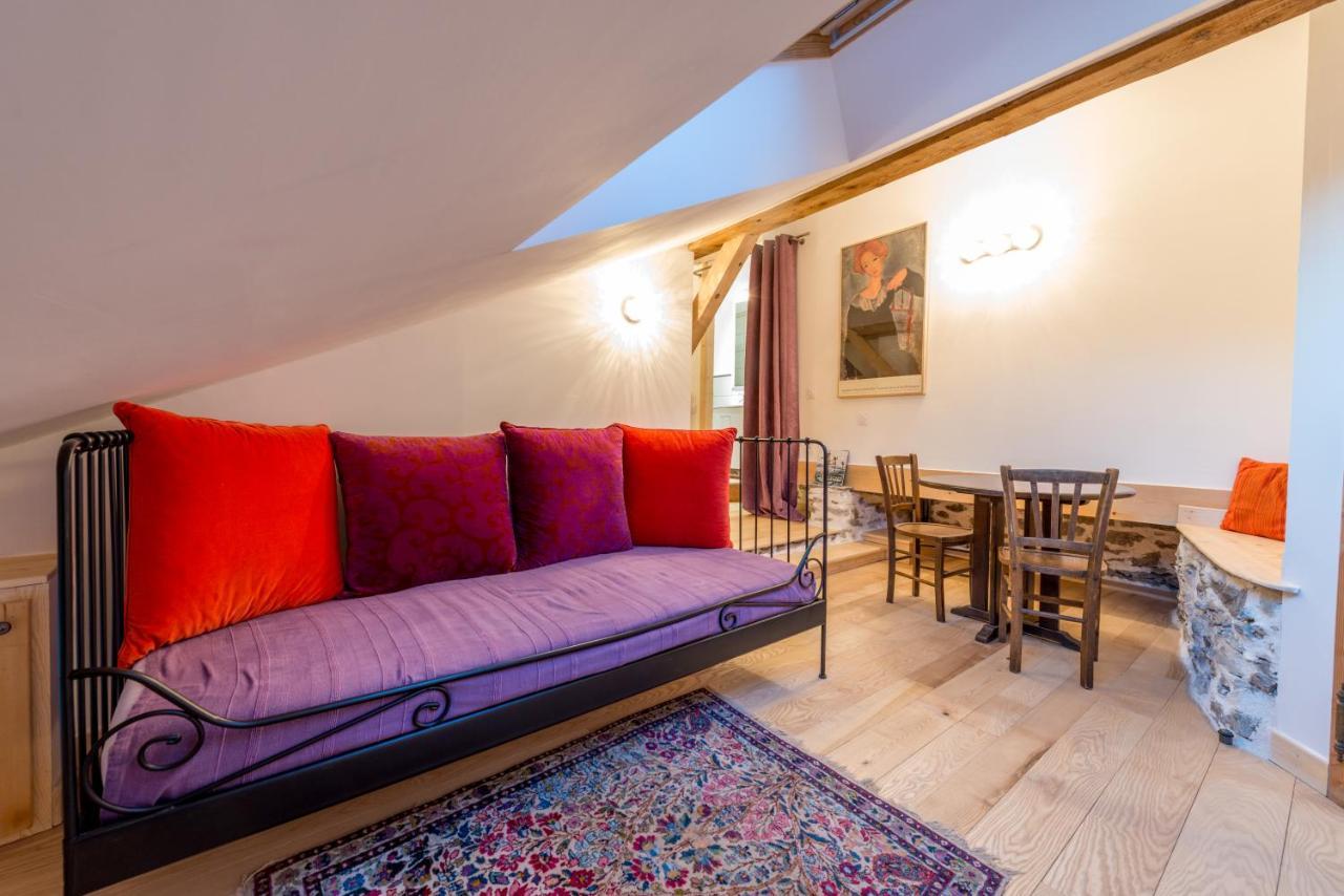 البيتفيل Au Cheval Blanc - Appartements Et Chambres D'Hotes المظهر الخارجي الصورة