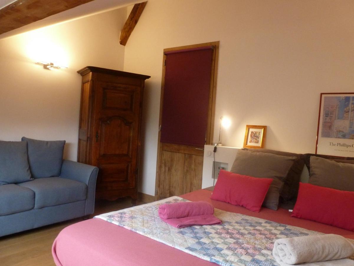 البيتفيل Au Cheval Blanc - Appartements Et Chambres D'Hotes المظهر الخارجي الصورة