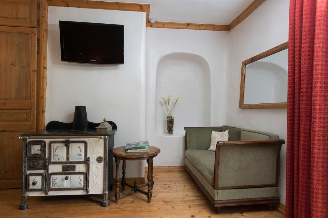 البيتفيل Au Cheval Blanc - Appartements Et Chambres D'Hotes المظهر الخارجي الصورة