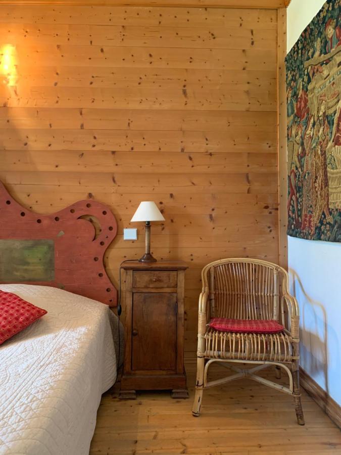 البيتفيل Au Cheval Blanc - Appartements Et Chambres D'Hotes المظهر الخارجي الصورة